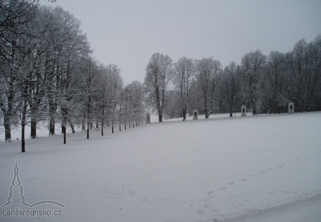 14_Kolovadlo 5_Krizova cesta na Marianske hore.jpg